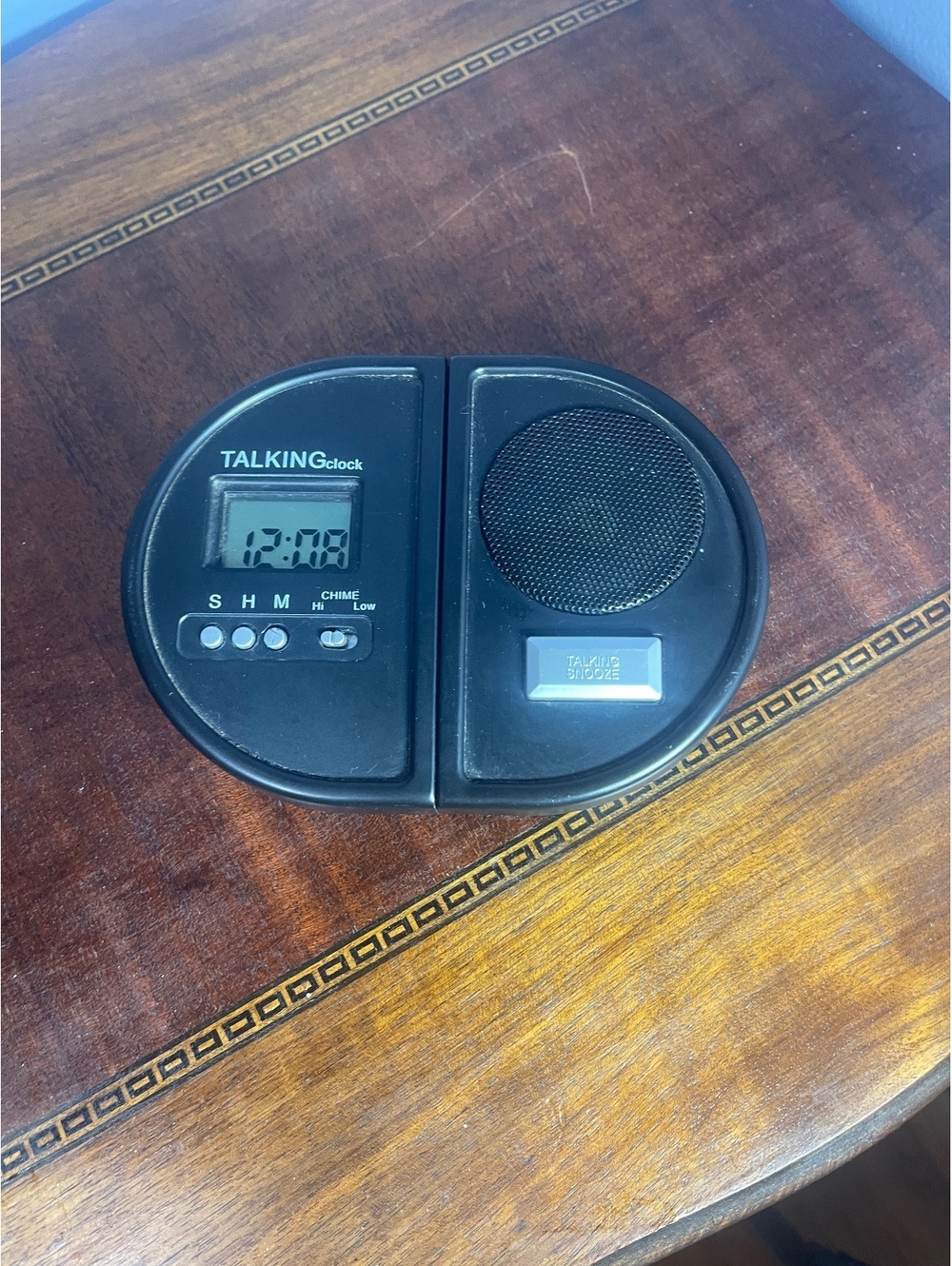 Vintage Taking Clock Talking Digital Clock with Speaker and Chime Function